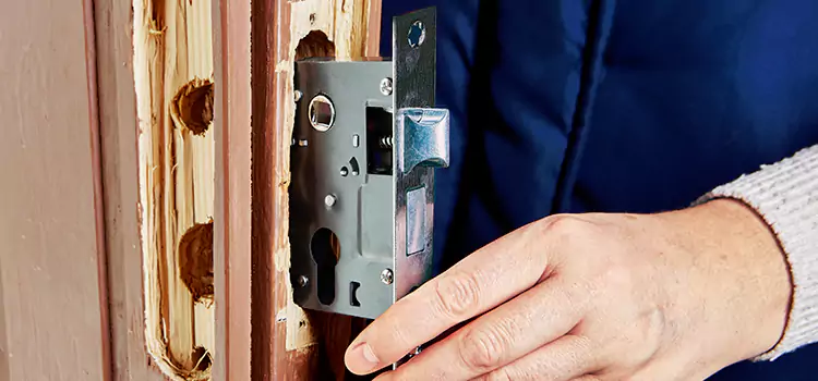 Garage Door Lock Replacement Northport